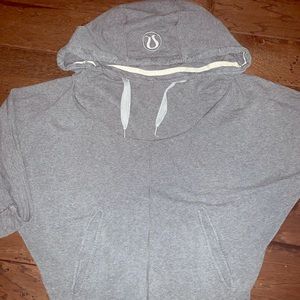 Lululemon hoodie sweatshirt size 8